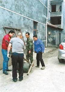 爆料山西黑煤矿记者视频,记者勇敢曝光非法开采真相  第1张